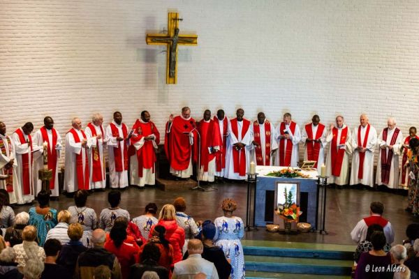 La concélébration des Spiritains des diverses communautés en Belgique et de leurs amis prêtres.