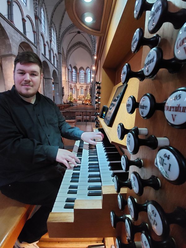Shawn Kühn (Basilika-Organist)