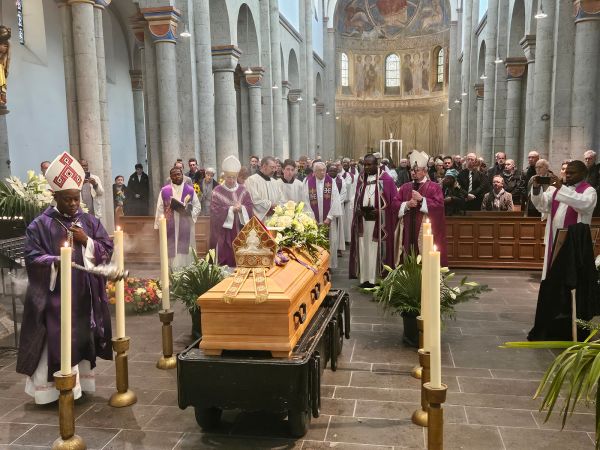 Bischof Cyr-Nestor Yapaupa